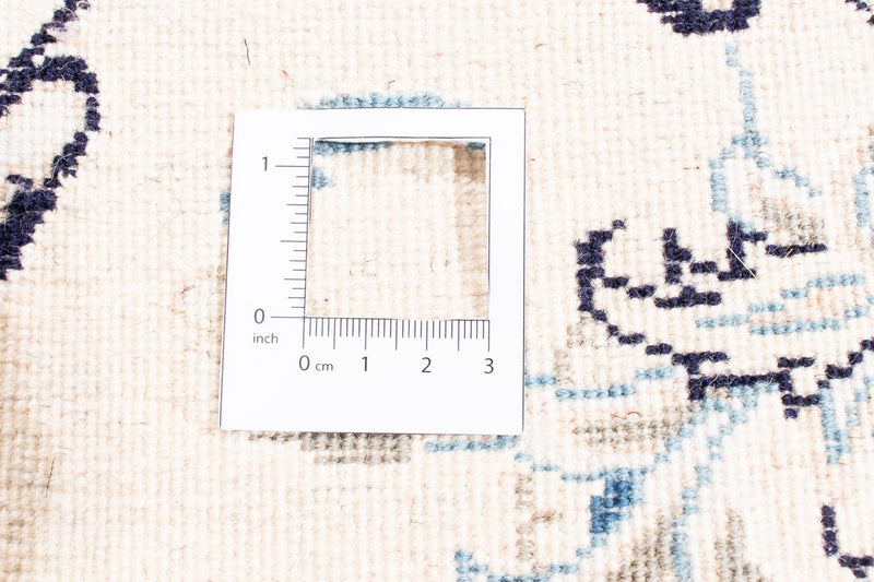 Persisk matta - Nain runt  - 245 x 245 cm - mörkröd