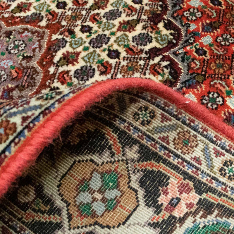 Persisk matta - Tabriz - 191 x 154 cm - mörkröd