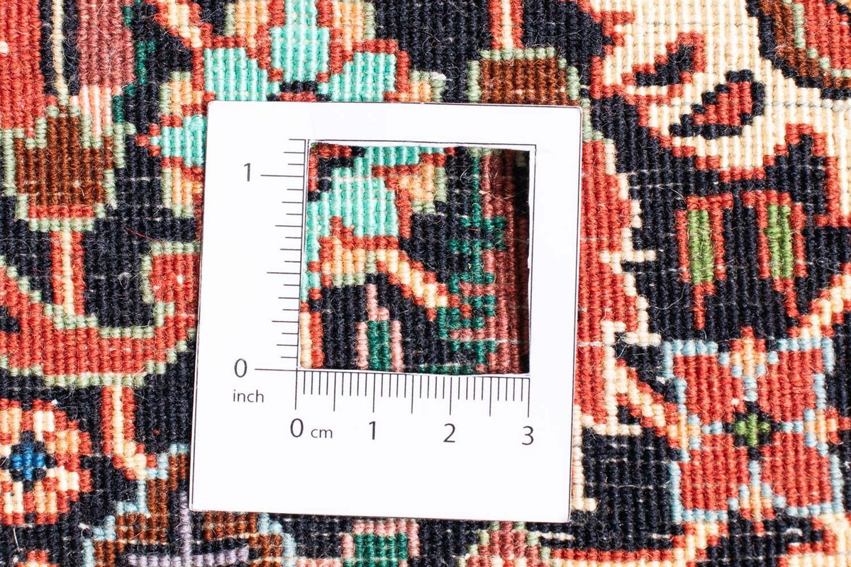 Persisk matta - Bijar runt  - 250 x 250 cm - mörkröd