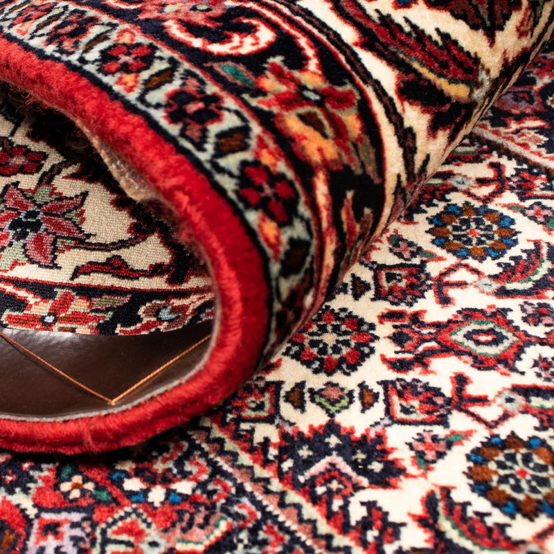 Persisk matta - Bijar - 254 x 205 cm - mörkröd