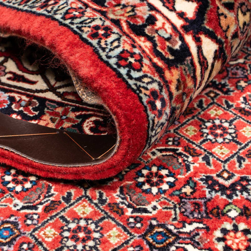 Persisk matta - Bijar - 254 x 204 cm - mörkröd