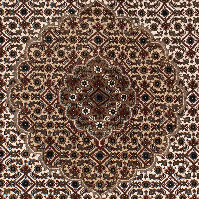 Persisk matta - Tabriz runt  - 148 x 147 cm - flerfärgad