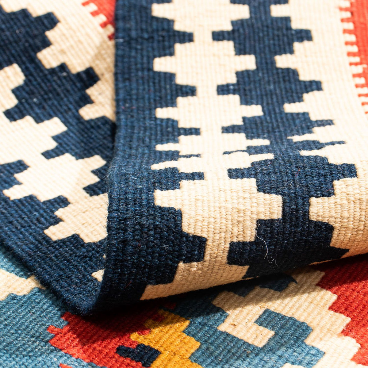 Kelim Carpet - orientalisk matta kvadrat  - 105 x 103 cm - mörkröd