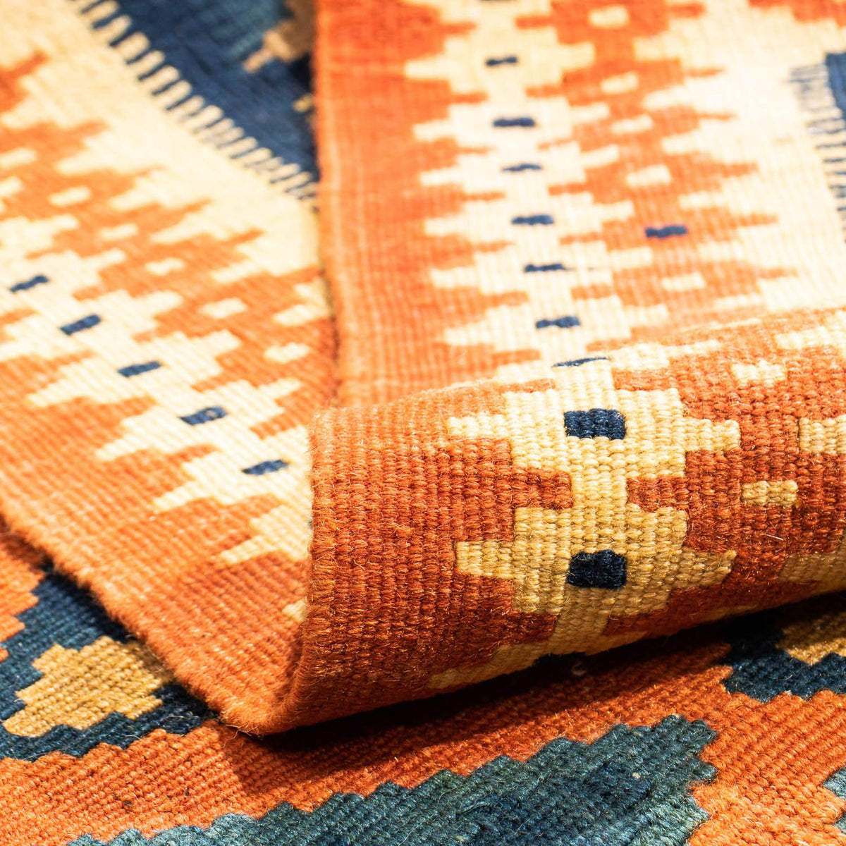 Kelim Carpet - orientalisk matta kvadrat  - 107 x 100 cm - rost