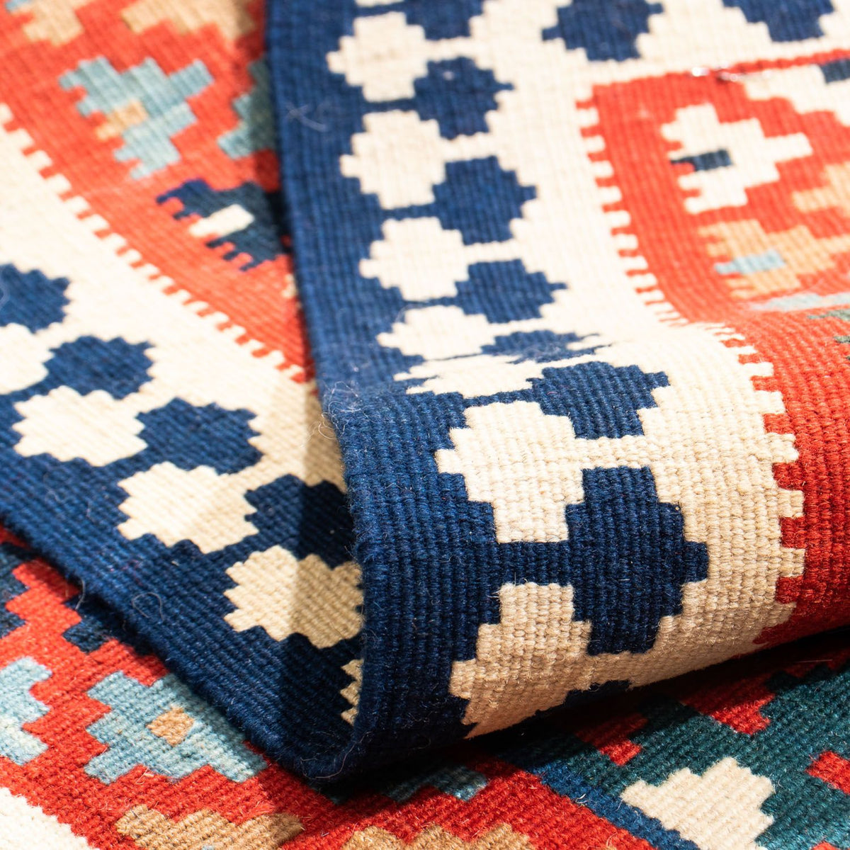 Kelim Carpet - orientalisk matta kvadrat  - 108 x 101 cm - röd