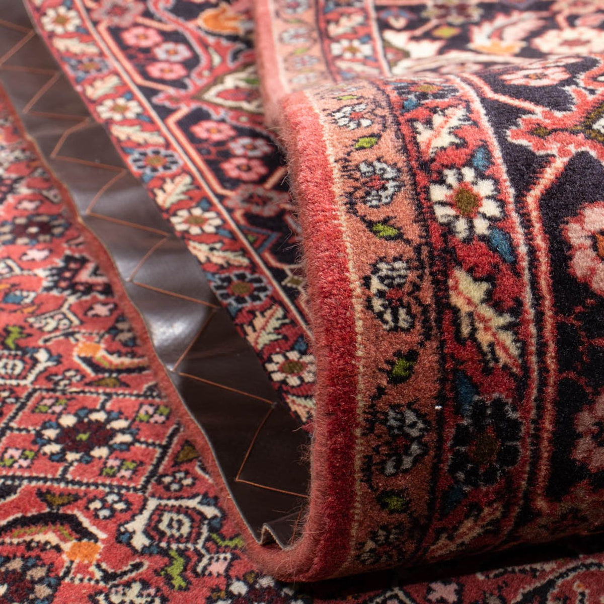 Persisk matta - Bijar - 338 x 248 cm - brun