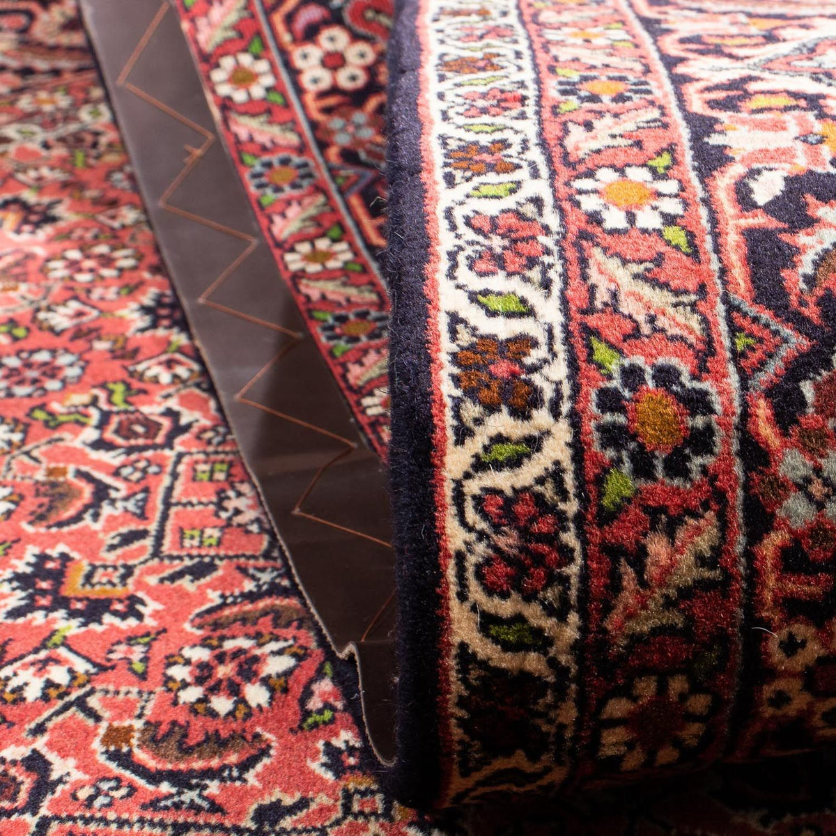 Persisk matta - Bijar - 310 x 196 cm - mörkröd