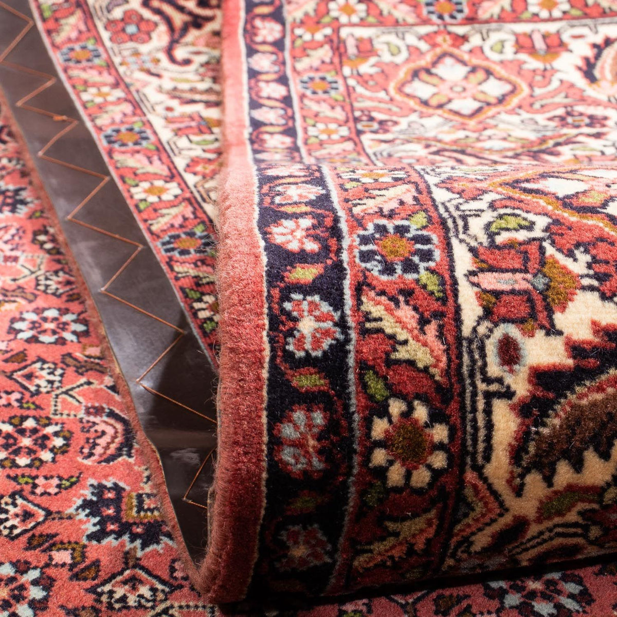 Persisk matta - Bijar - 292 x 203 cm - mörkröd