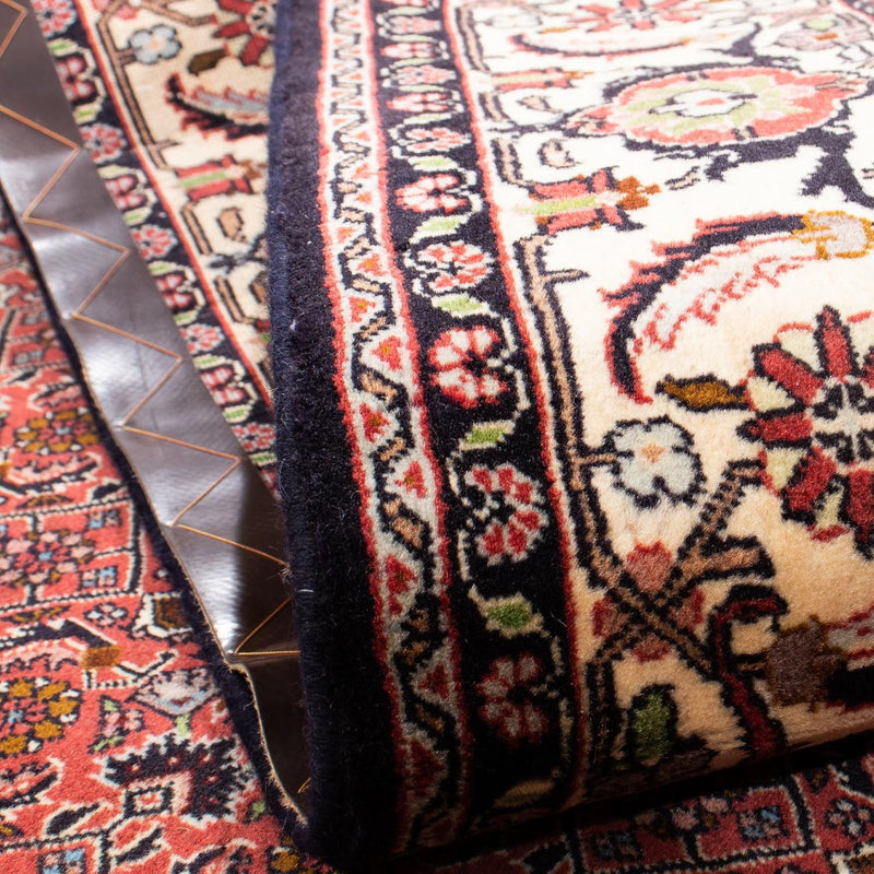 Persisk matta - Bijar - 245 x 177 cm - mörkröd