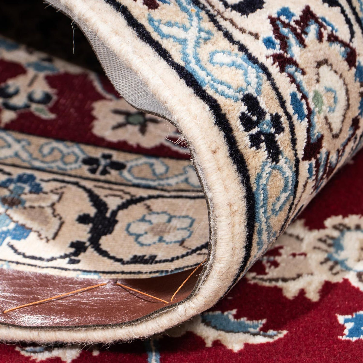 Persisk matta - Nain - Royal - 169 x 110 cm - mörkröd