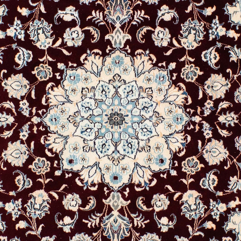 Persisk matta - Nain - Royal kvadrat  - 156 x 143 cm - mörkröd