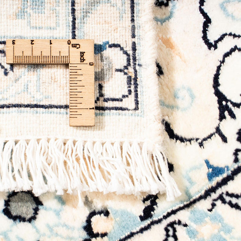 Persisk matta - Nain - Royal kvadrat  - 156 x 143 cm - mörkröd