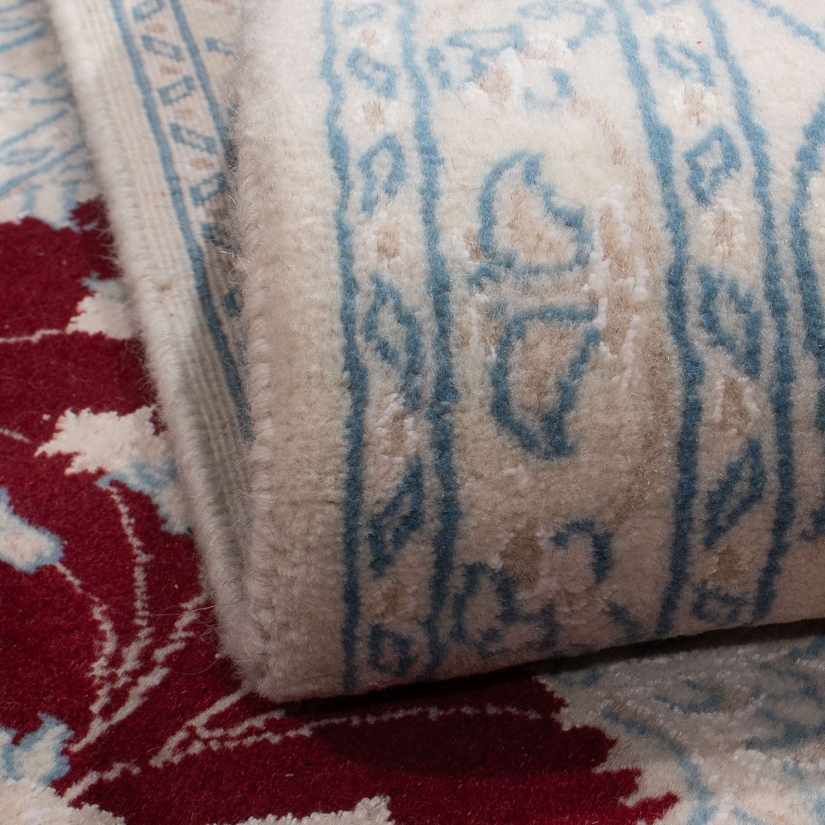 Persisk matta - Nain - 288 x 200 cm - mörkröd