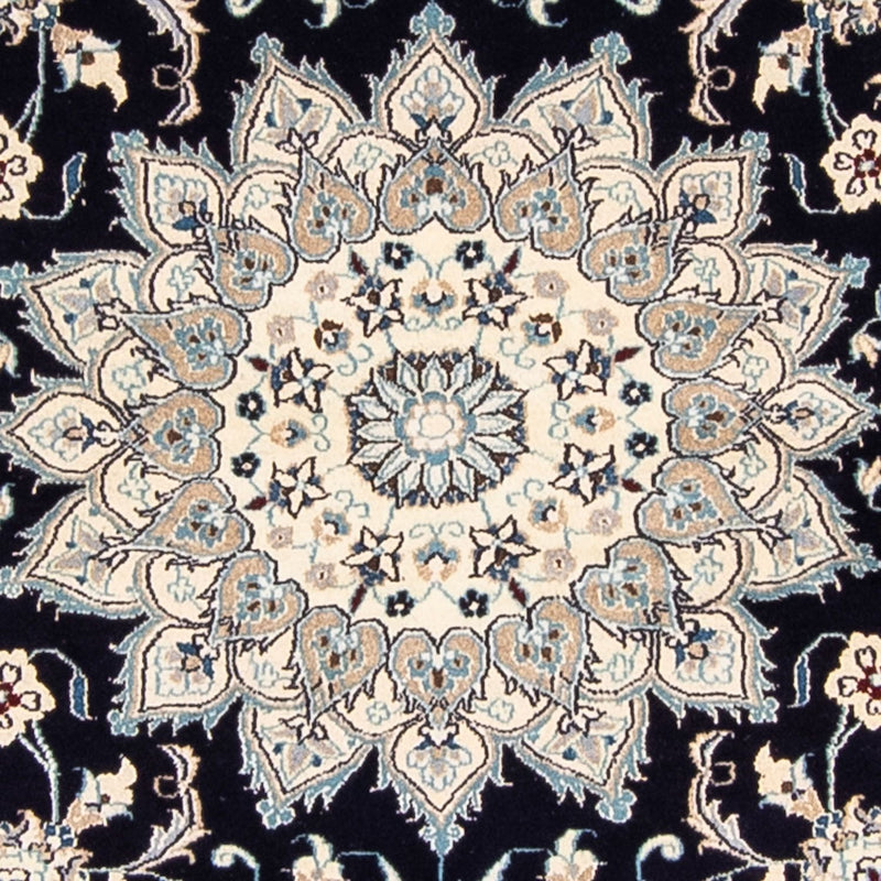 Persisk matta - Nain runt  - 250 x 250 cm - mörkblå