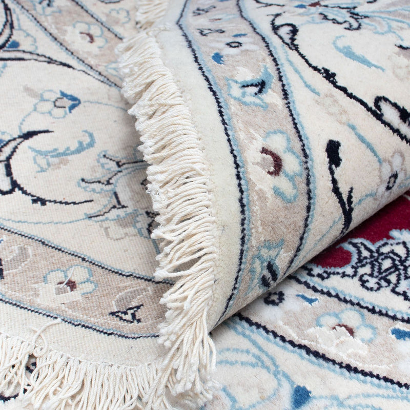 Persisk matta - Nain runt  - 240 x 240 cm - mörkröd