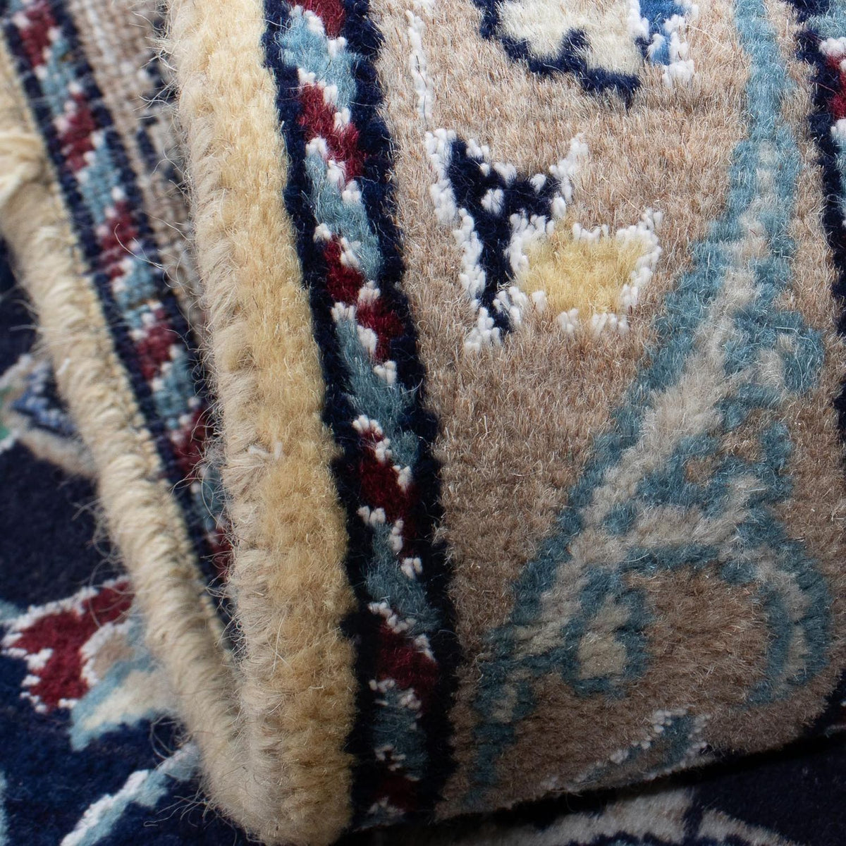 Persisk matta - Nain - 137 x 83 cm - mörkblå