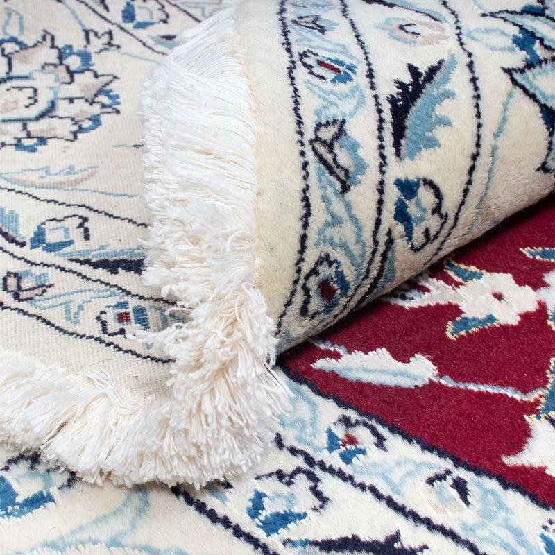 Persisk matta - Nain runt  - 252 x 252 cm - mörkröd