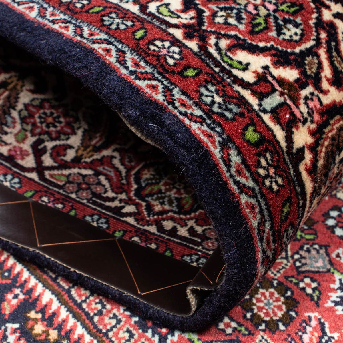 Persisk matta - Bijar - 215 x 140 cm - röd