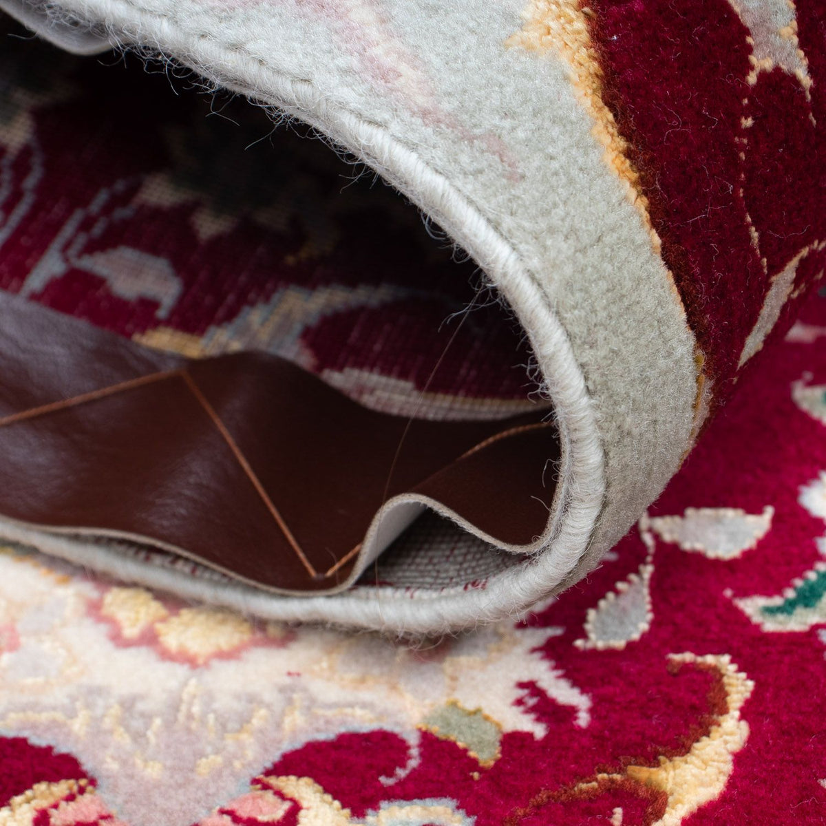 Persisk matta - Tabriz - Royal - 96 x 58 cm - mörkröd