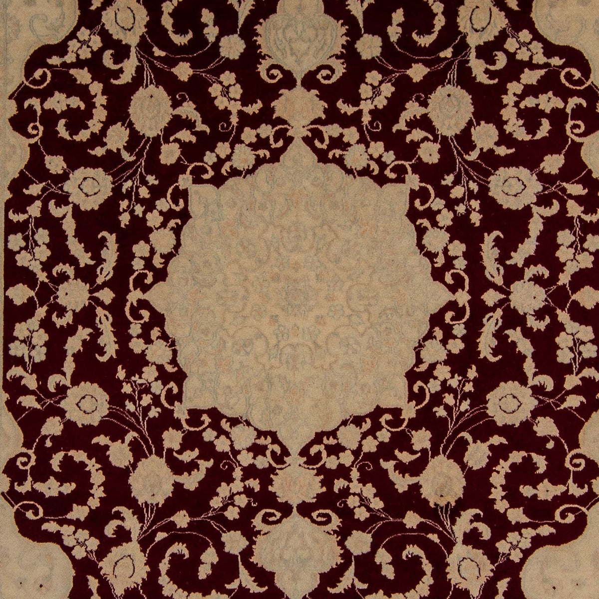 Persisk matta - Nain - 328 x 249 cm - mörkröd