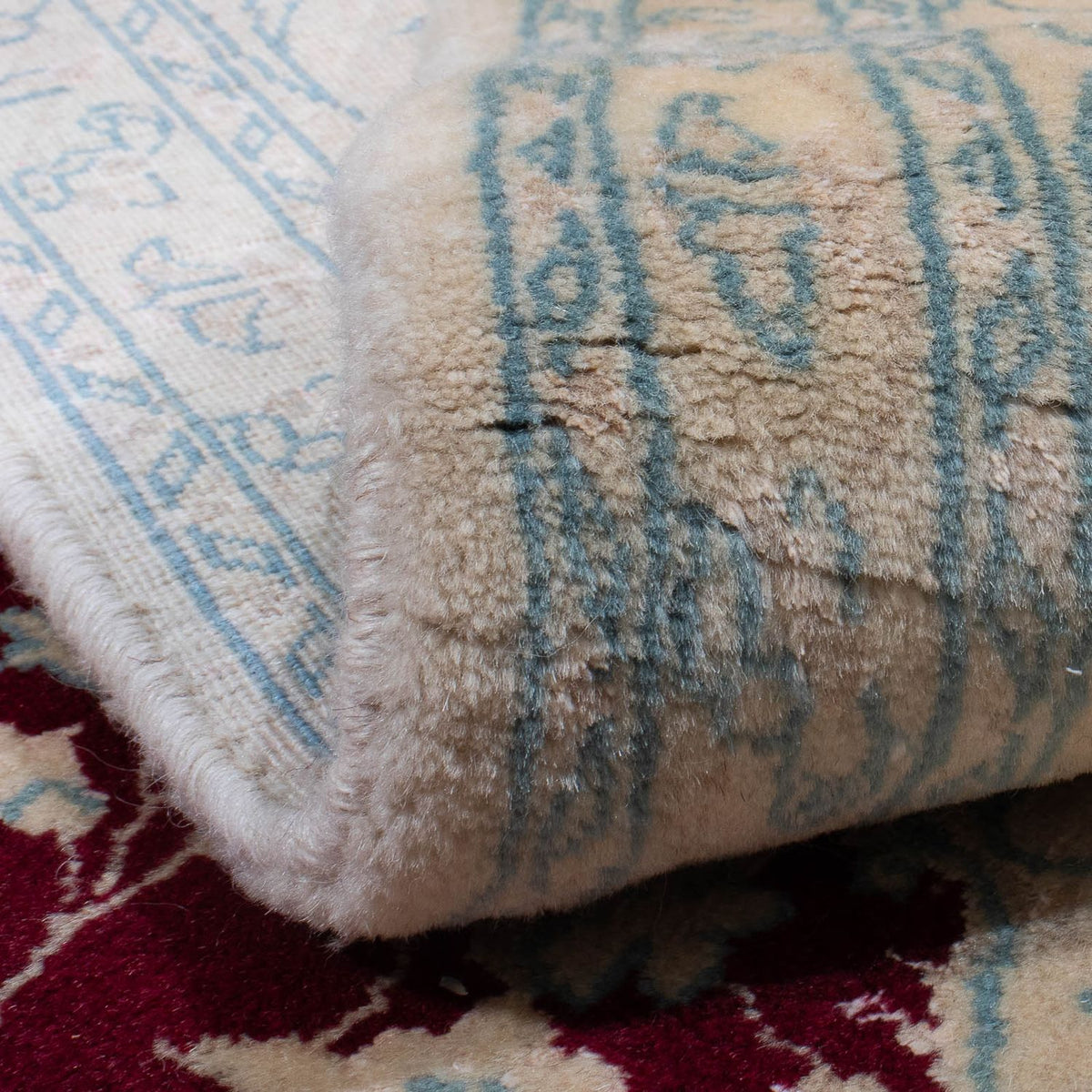 Persisk matta - Nain - 300 x 202 cm - mörkröd