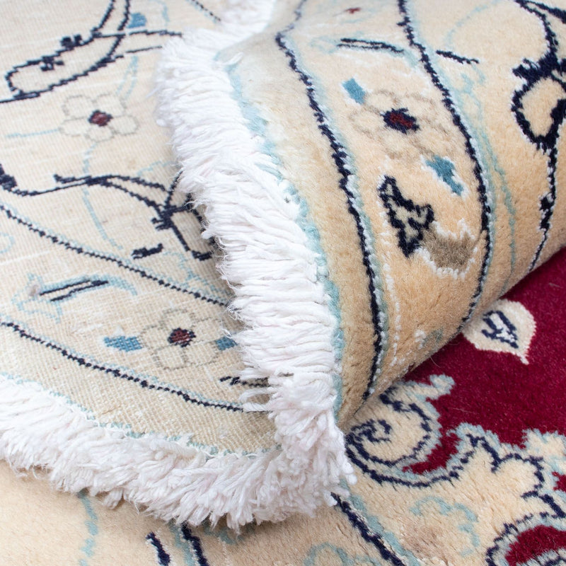 Persisk matta - Nain runt  - 246 x 246 cm - mörkröd