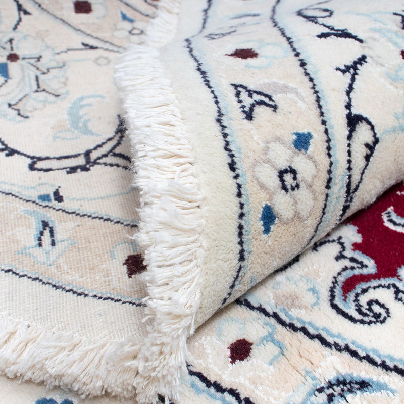 Persisk matta - Nain runt  - 250 x 250 cm - mörkröd