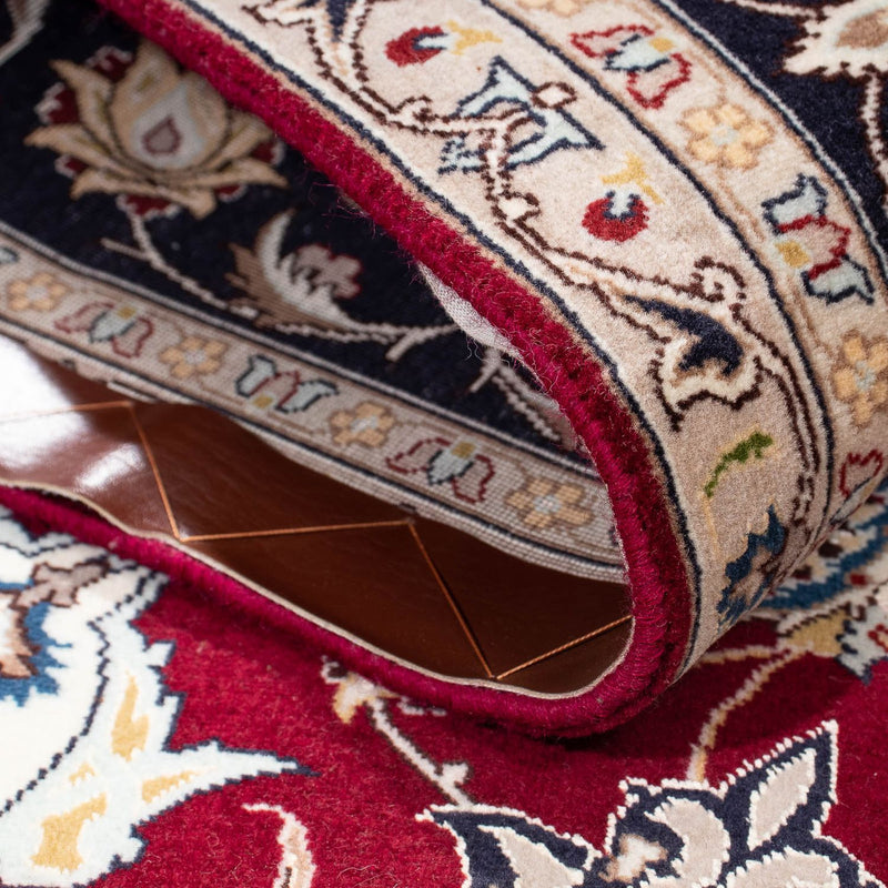 Persisk matta - Tabriz - Royal - 195 x 153 cm - mörkröd