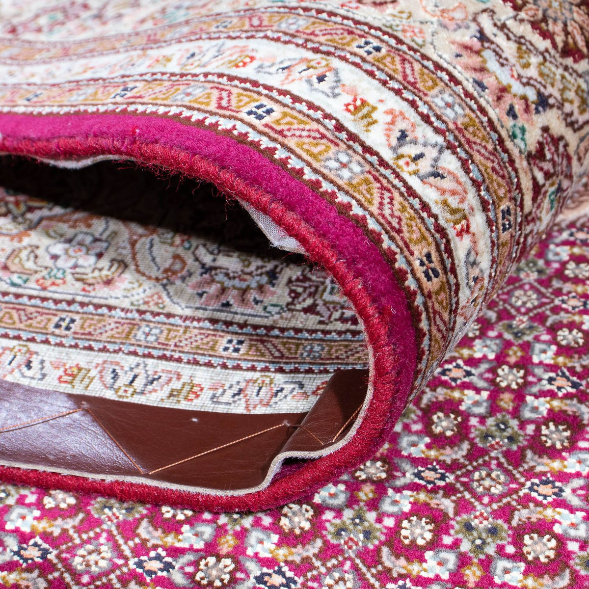 Persisk matta - Tabriz - 298 x 200 cm - röd