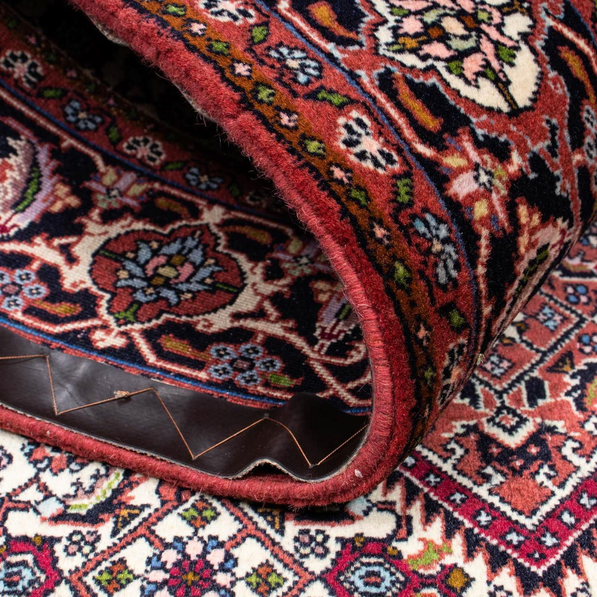 Persisk matta - Bijar - 202 x 140 cm - röd