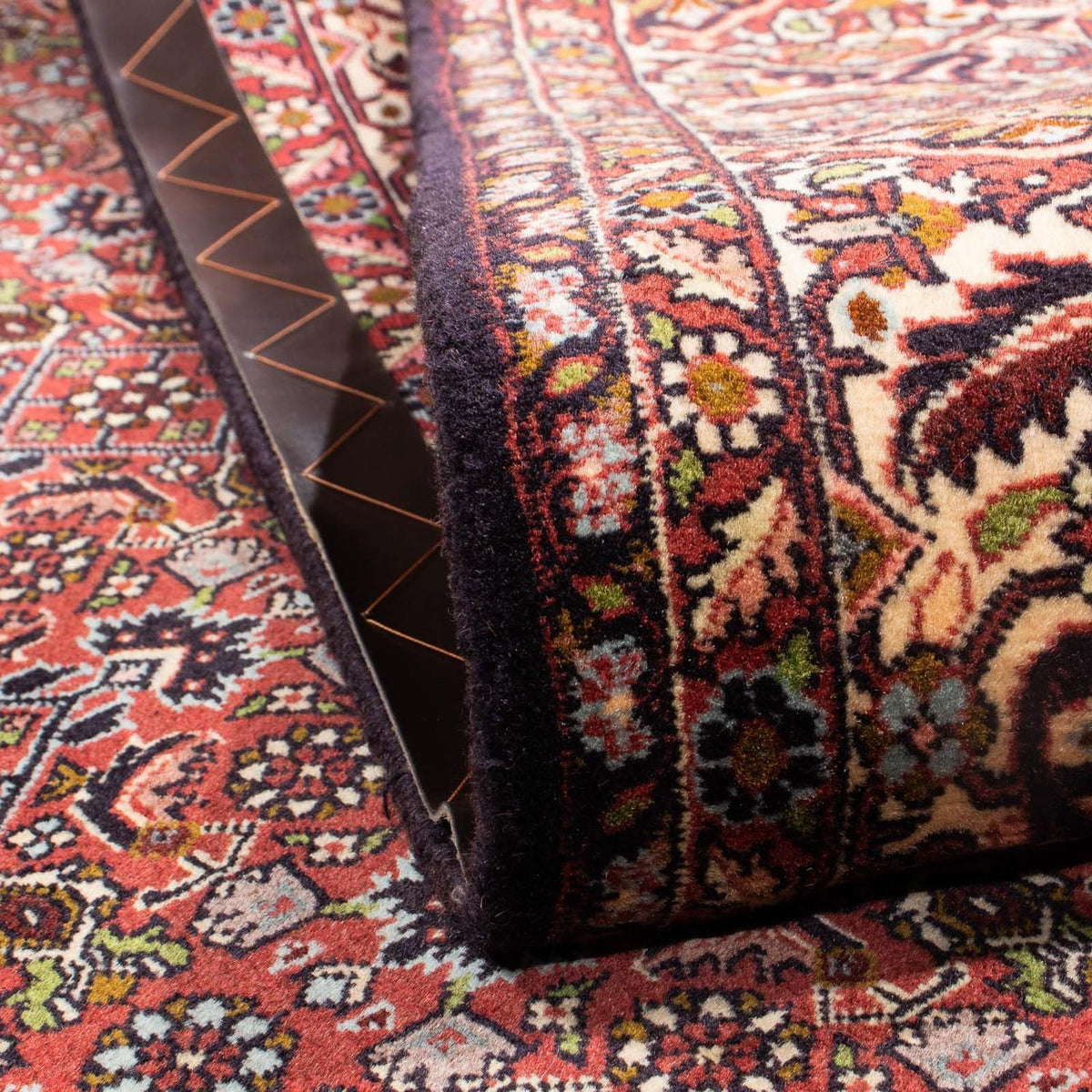 Persisk matta - Bijar - 251 x 172 cm - ljusröd