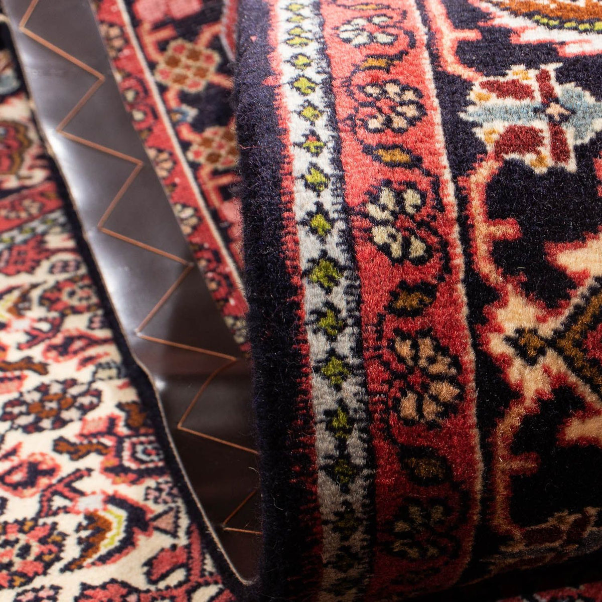 Persisk matta - Bijar - 240 x 170 cm - ljusröd