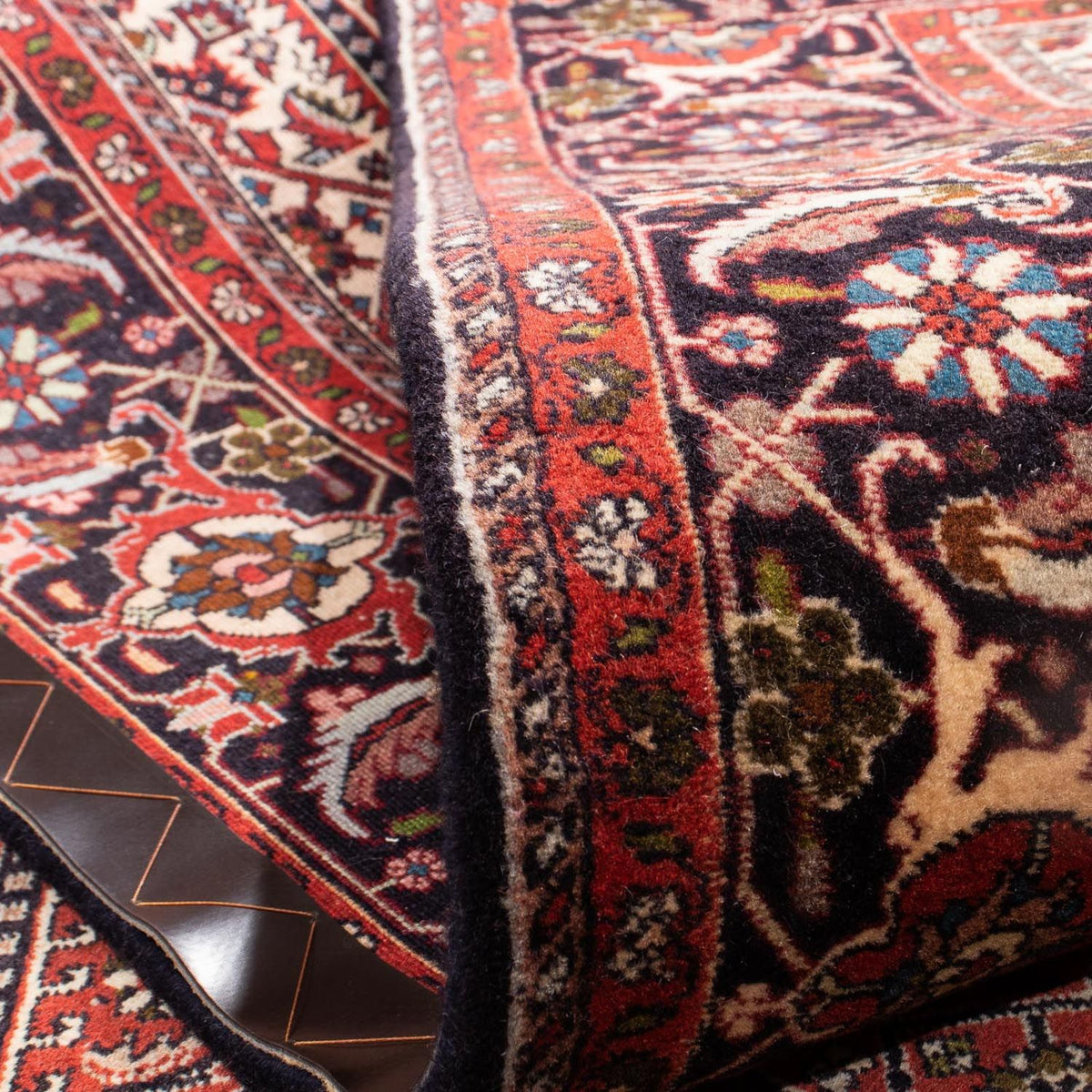 Persisk matta - Bijar - 242 x 173 cm - ljusröd