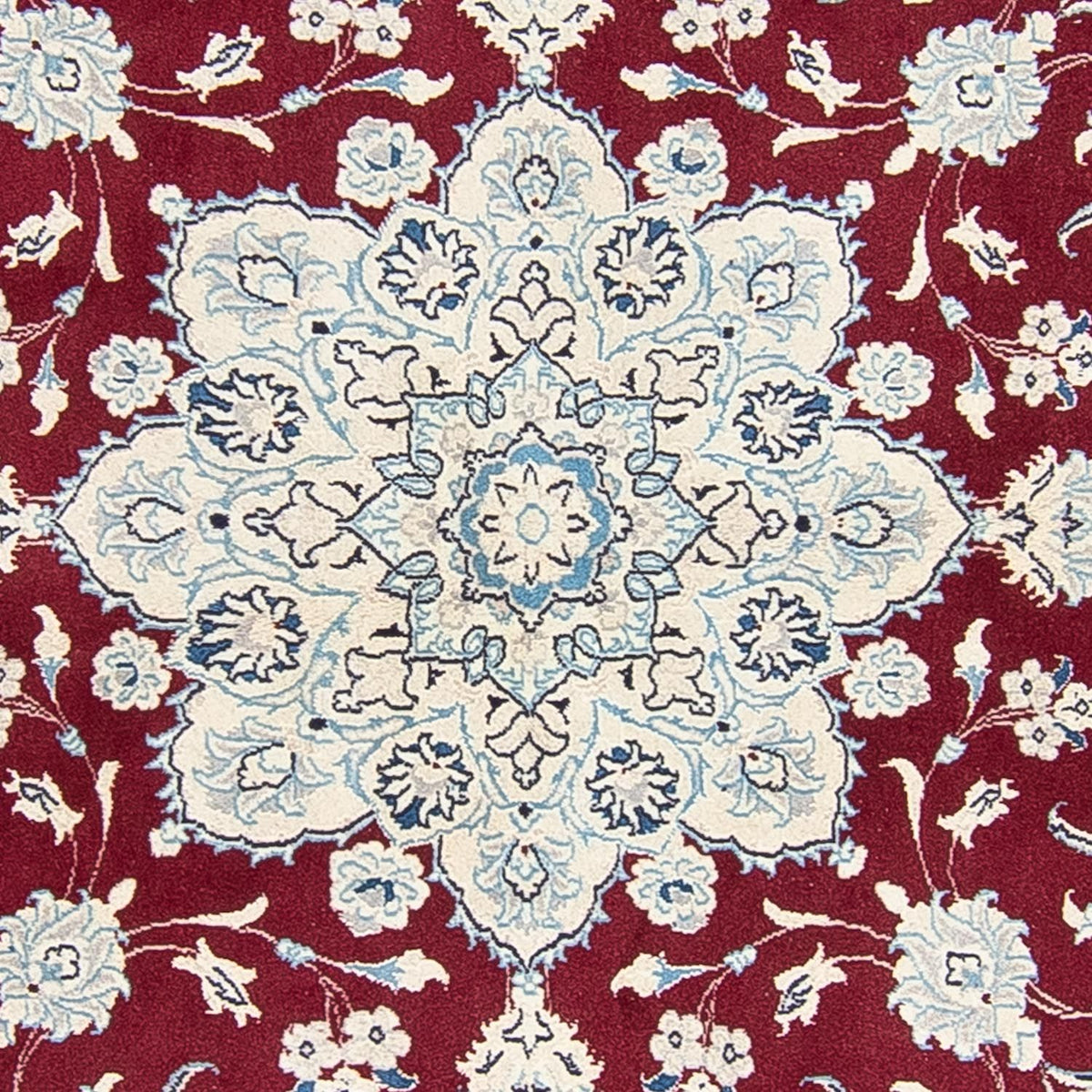 Persisk matta - Nain runt  - 245 x 245 cm - mörkröd