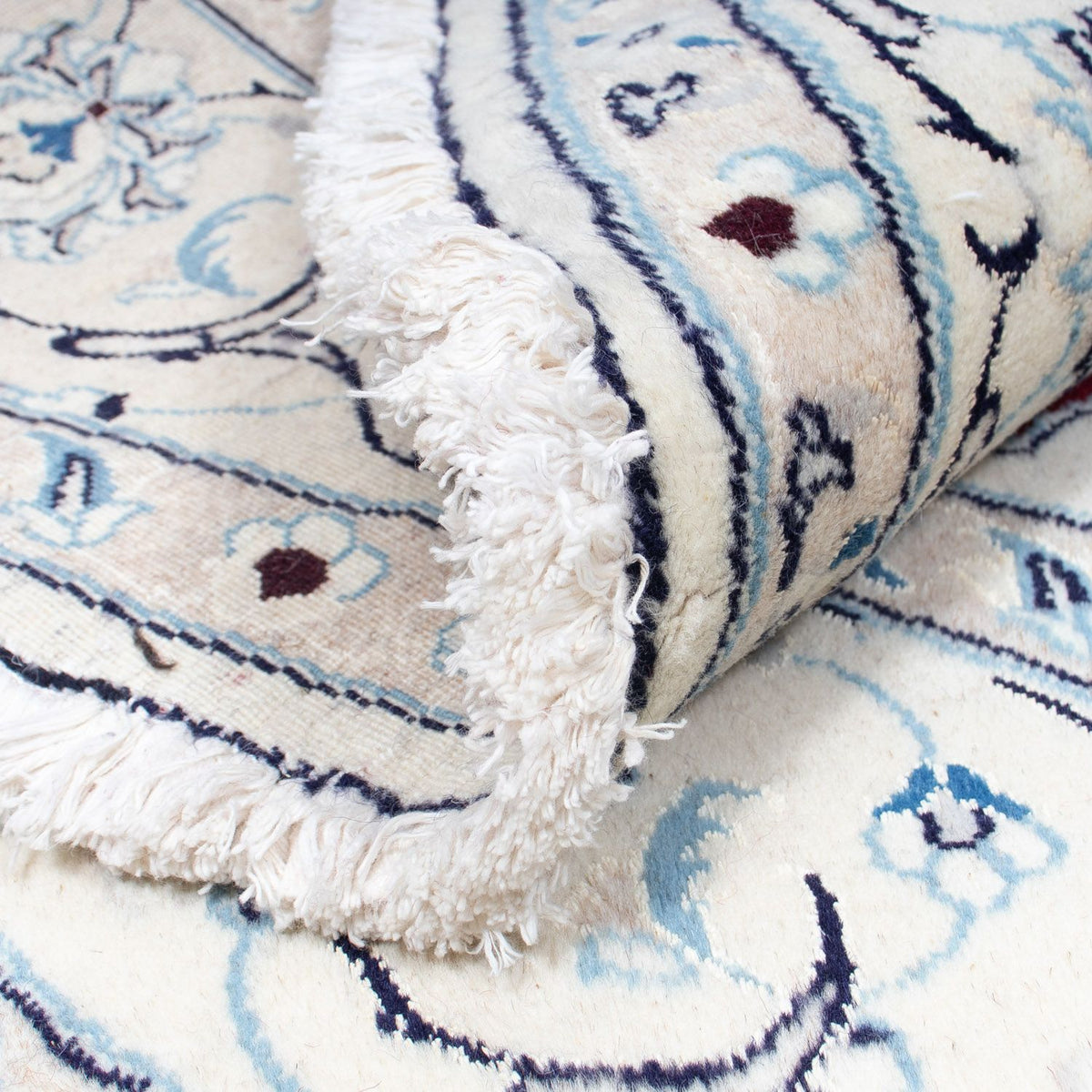 Persisk matta - Nain runt  - 245 x 245 cm - mörkröd