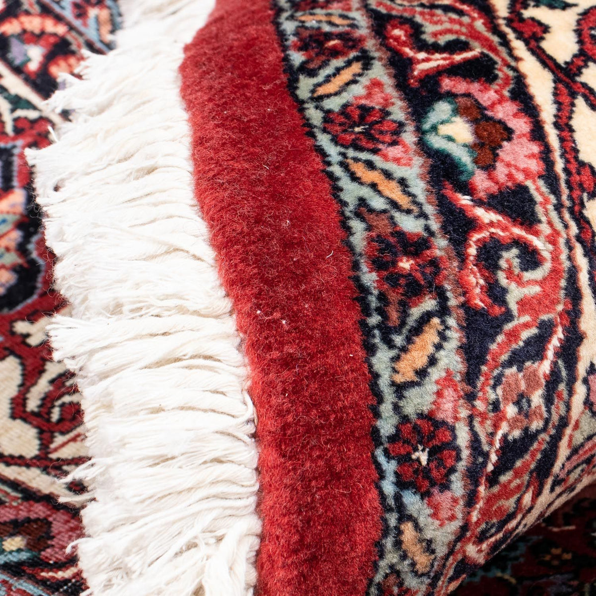 Persisk matta - Bijar runt  - 205 x 205 cm - mörkröd