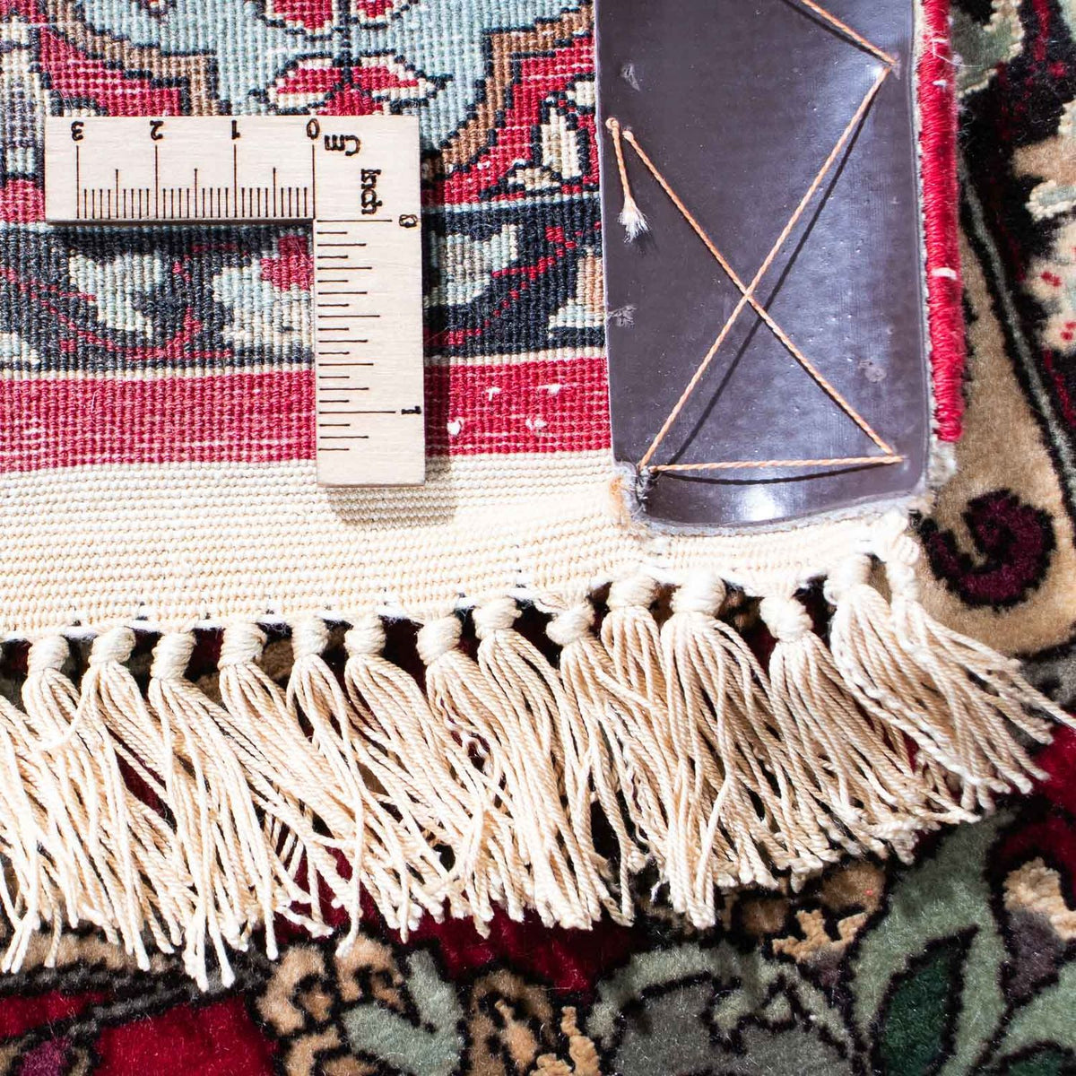 Persisk matta - Isfahan - Premium - 124 x 83 cm - mörkröd