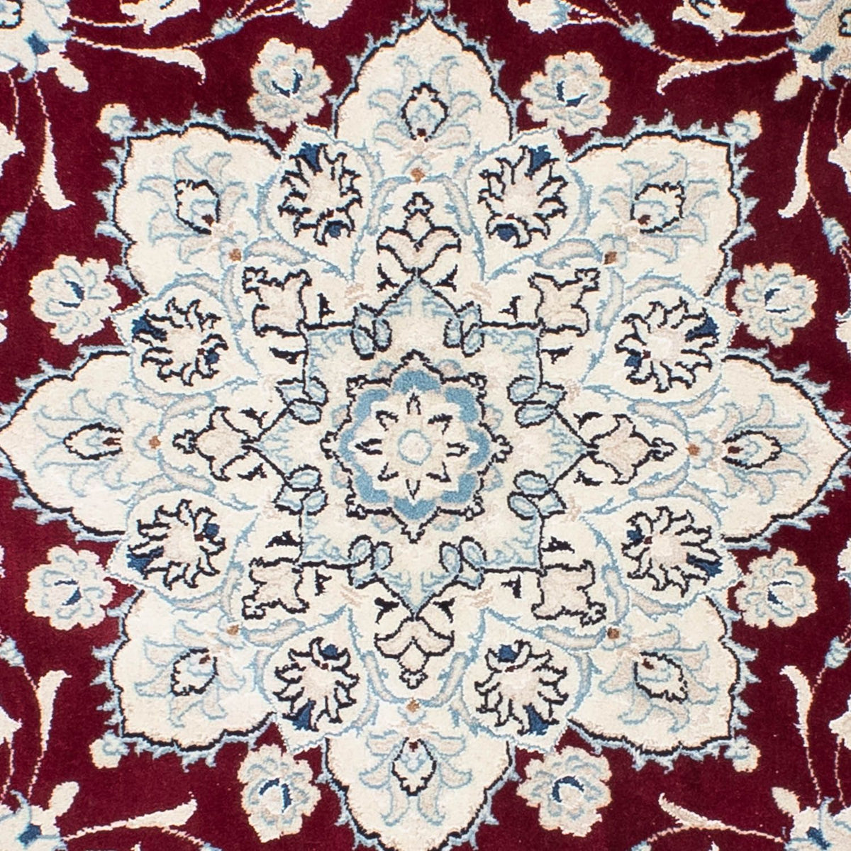 Persisk matta - Nain - Royal runt  - 240 x 240 cm - mörkröd