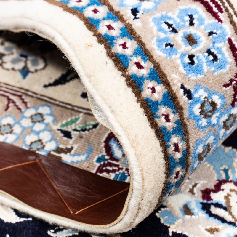 Persisk matta - Nain - Royal - 292 x 200 cm - svart