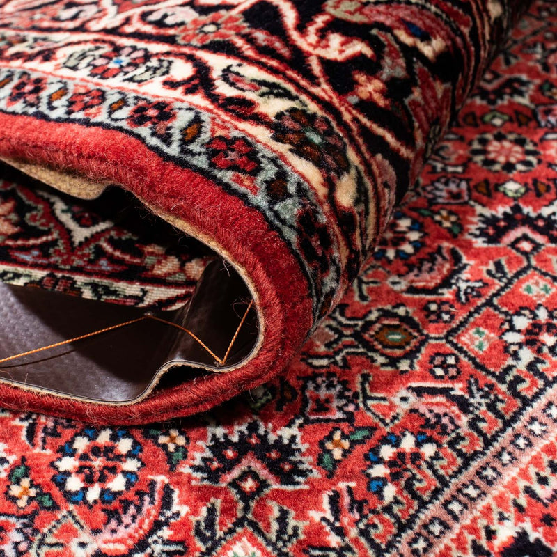 Persisk matta - Bijar - 250 x 170 cm - mörkröd