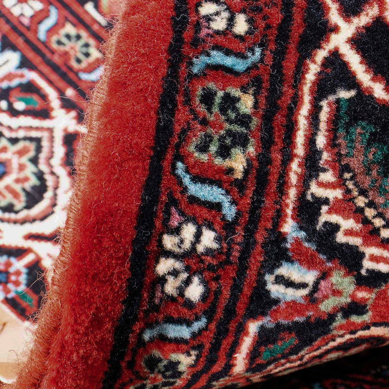 Persisk matta - Bijar - 175 x 111 cm - röd