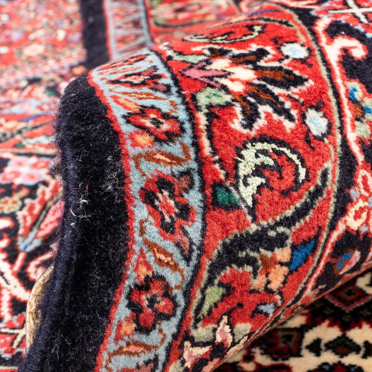 Persisk matta - Bijar - 348 x 252 cm - mörkröd