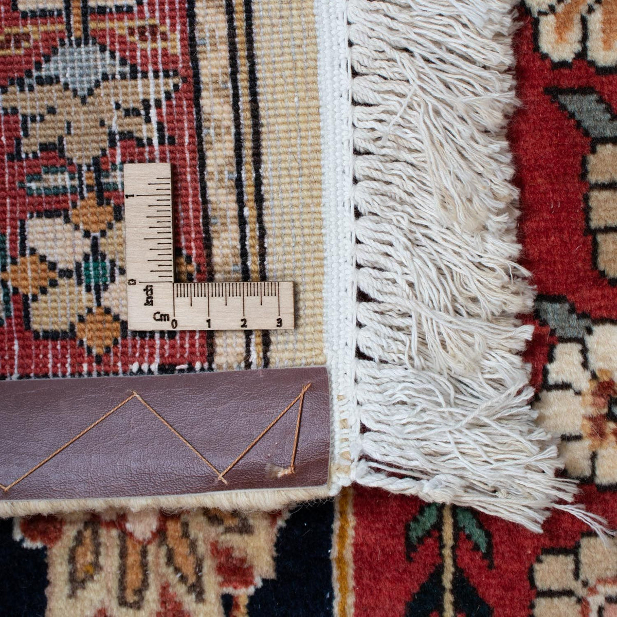 Persisk matta - Ghom - 313 x 209 cm - mörkröd