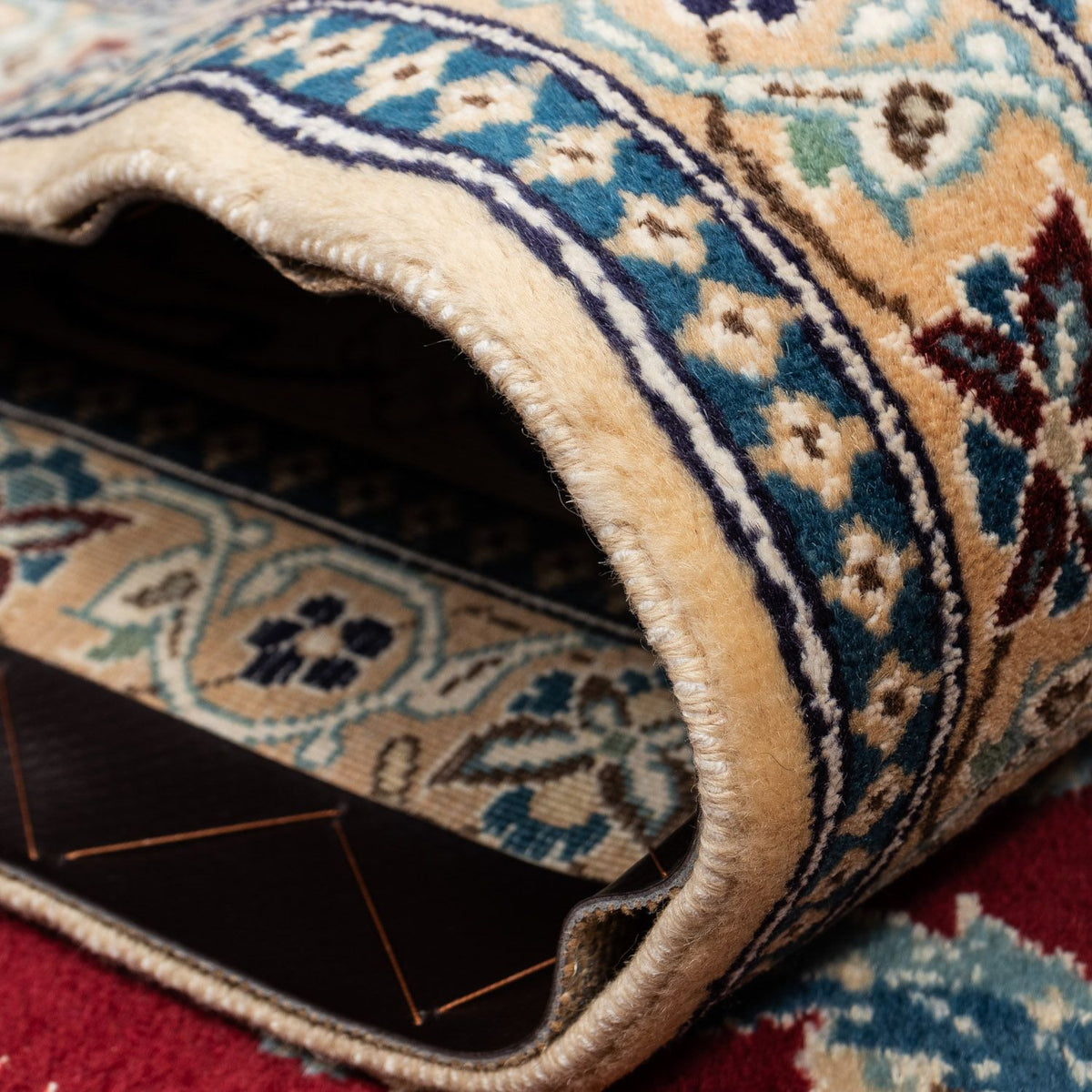 Persisk matta - Nain - Royal - 344 x 245 cm - mörkröd