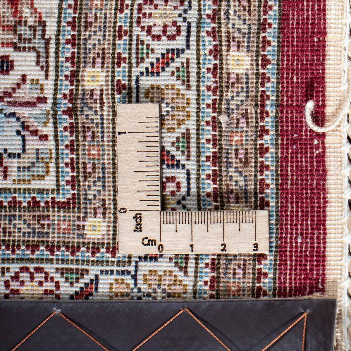 Persisk matta - Tabriz - 210 x 152 cm - mörkröd