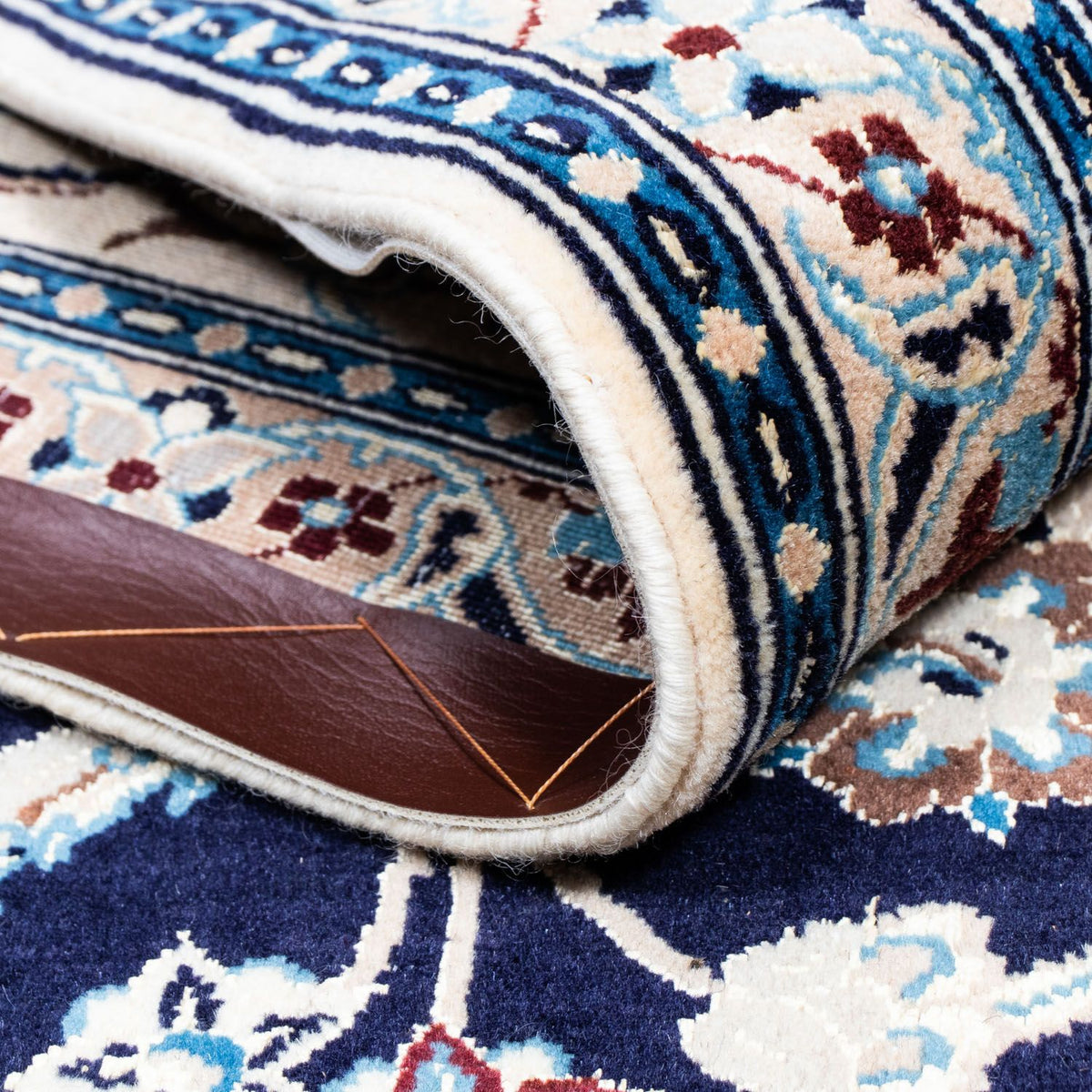 Persisk matta - Nain - Royal - 309 x 203 cm - svart