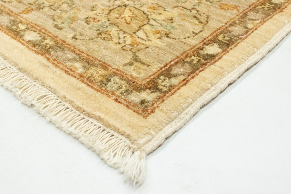 Pakistanska mattan - 177 x 123 cm - beige