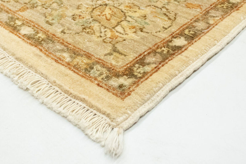 Pakistanska mattan - 177 x 123 cm - beige