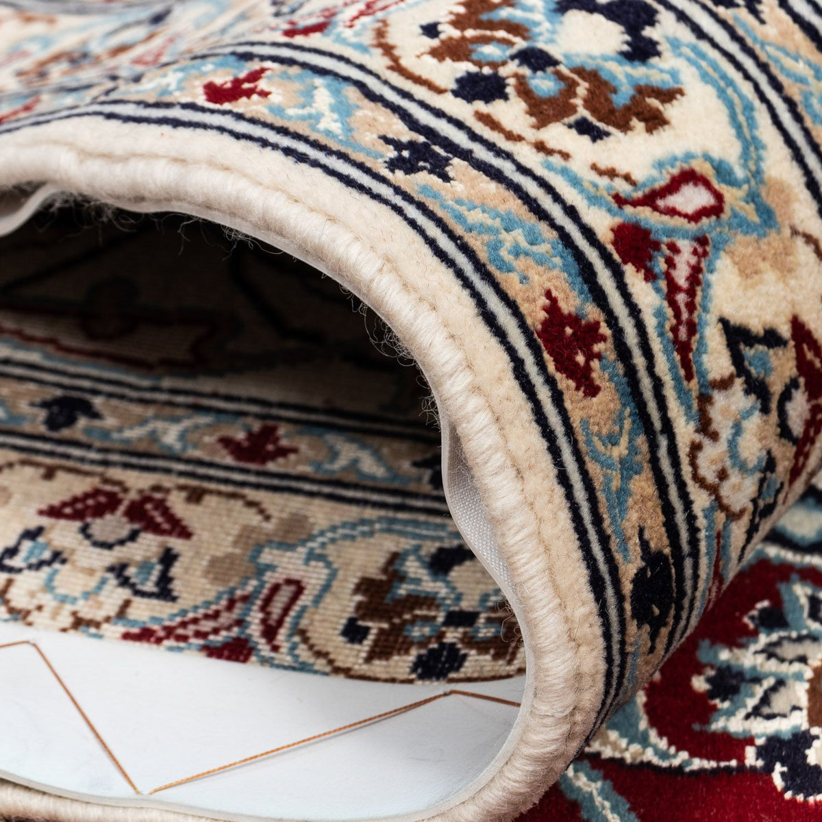 Persisk matta - Nain - Royal - 371 x 250 cm - mörkröd