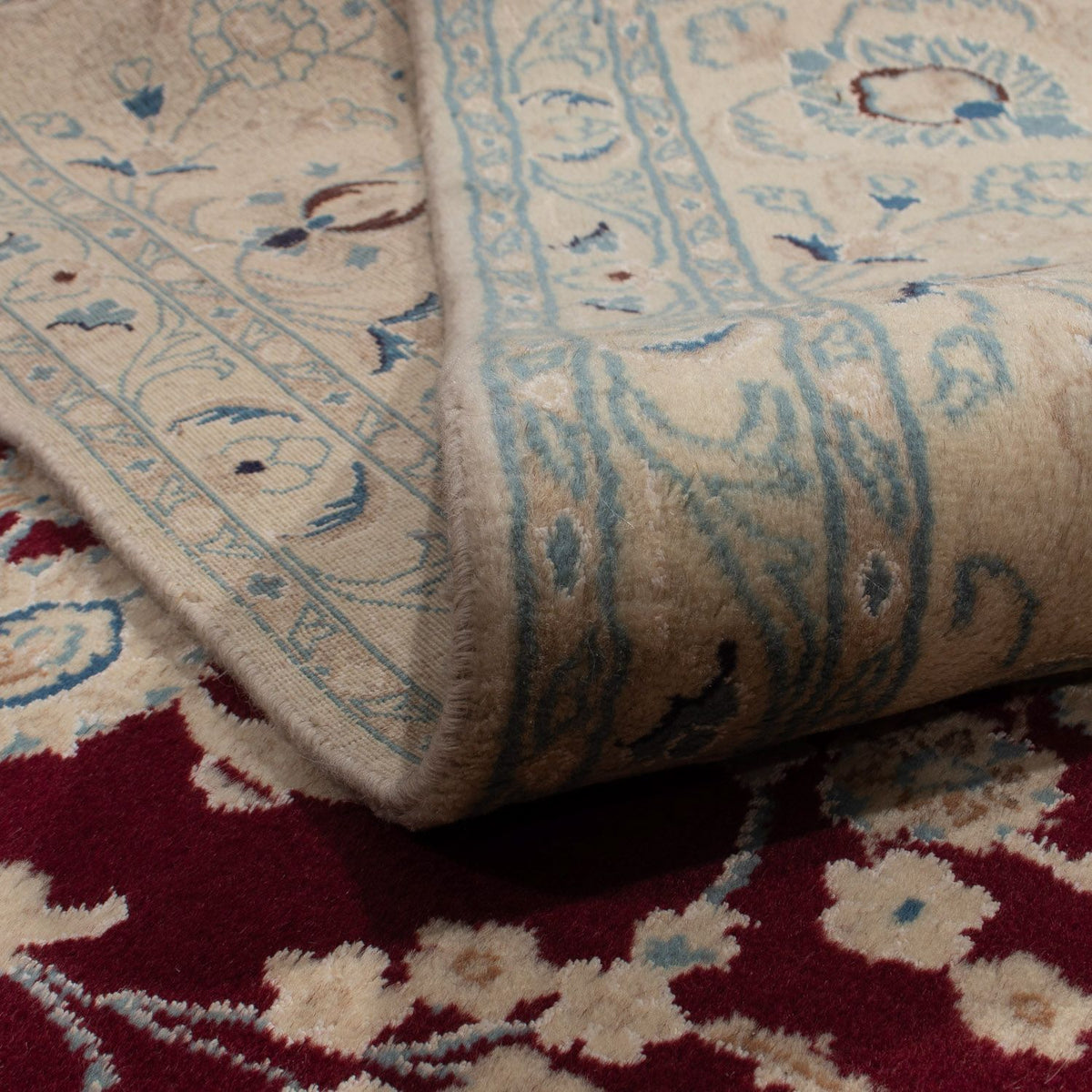 Persisk matta - Nain - 338 x 244 cm - mörkröd